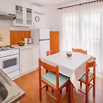 Apartment Sanja With Sea View *